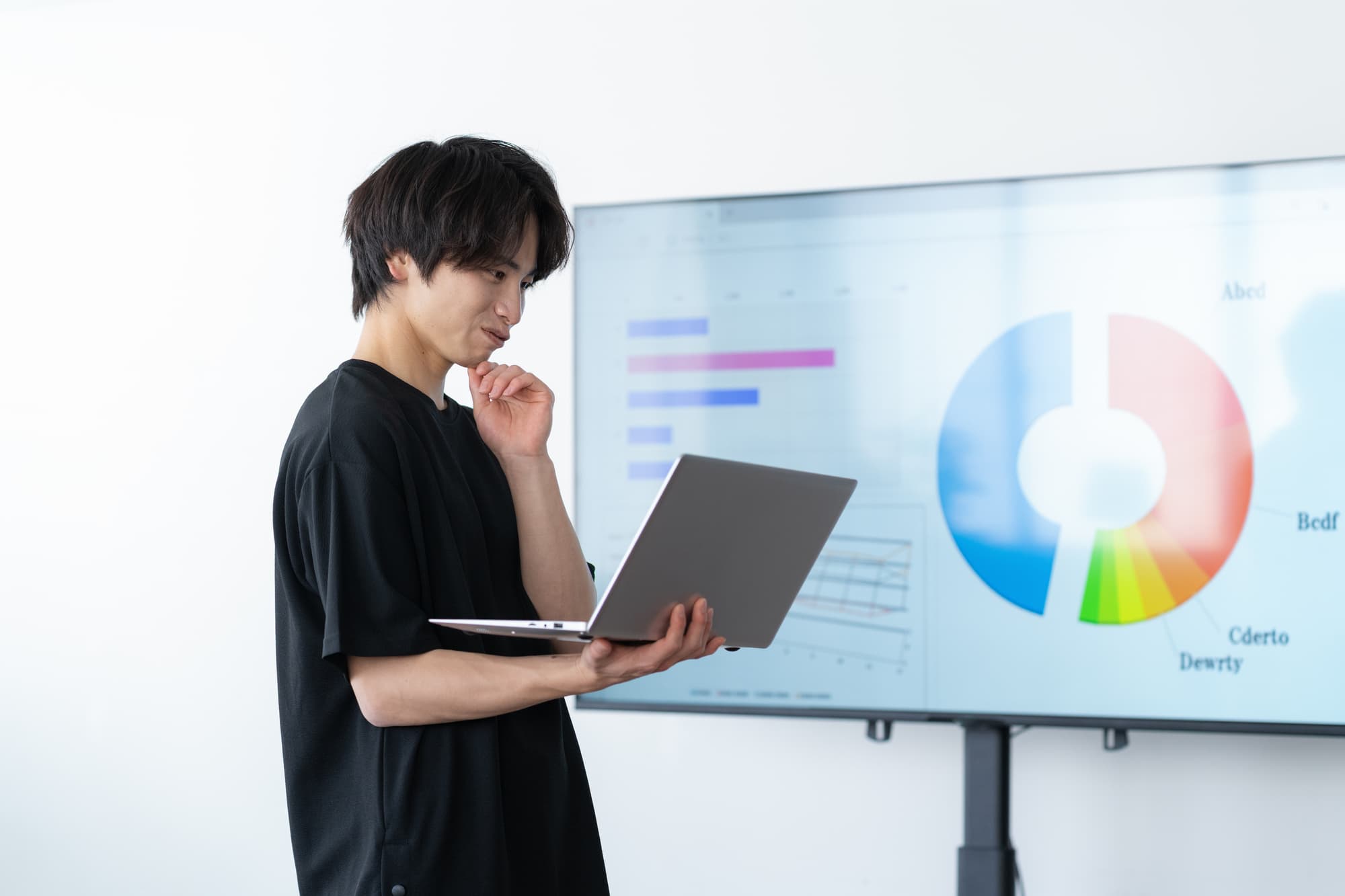 Webディレクターが挑む「採用ブランディング」最前線──人口減少時代に選ばれる会社のつくり方